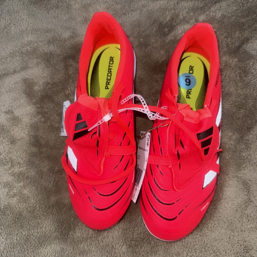 Adidas Predator League FT Soccer Cleats Size 6 Red